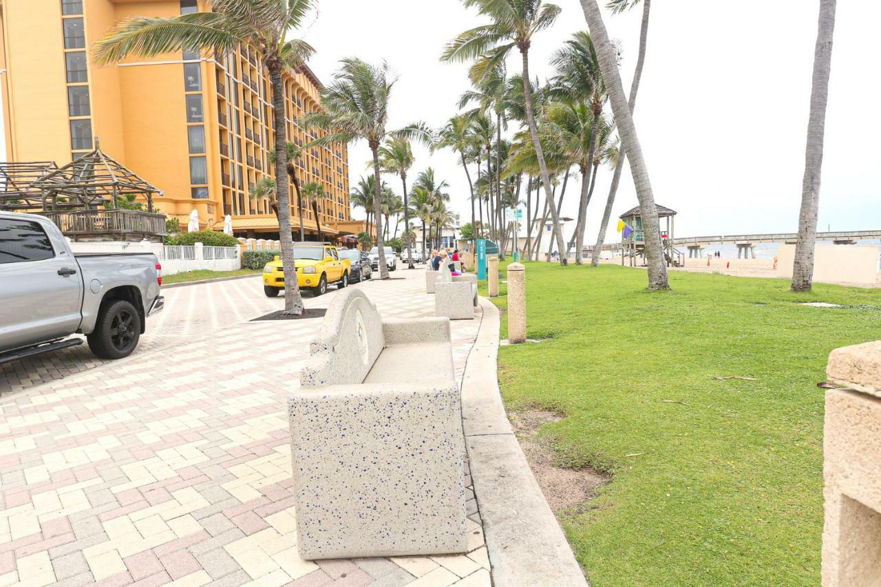 Atlantique Beach House Deerfield Beach Exterior foto